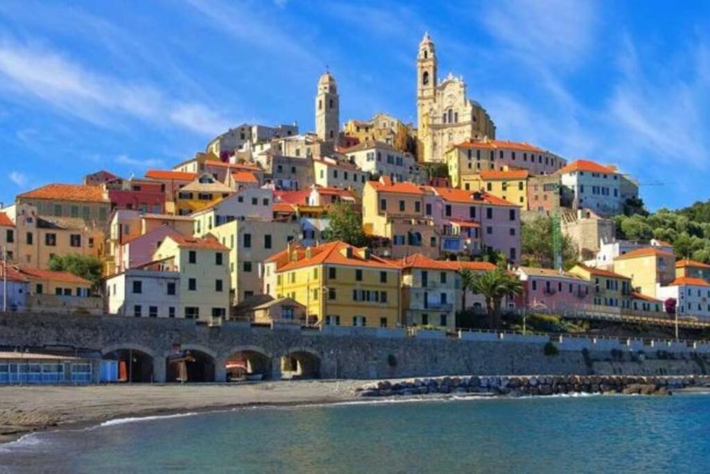Casa Di Ro - Coloratissima A 300 Metri Dal Mare