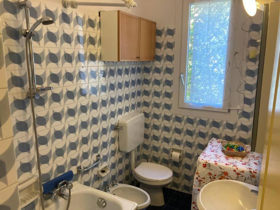 Casa Di Ro - Coloratissima A 300 Metri Dal Mare * San Bartolomeo Al Mare