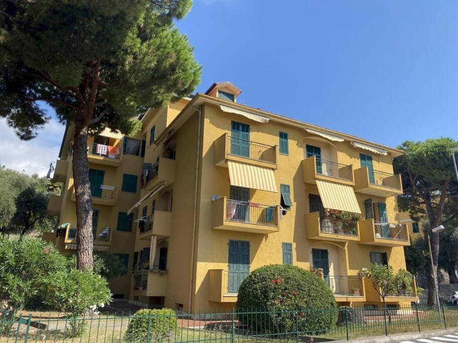 Casa Di Ro - Coloratissima A 300 Metri Dal Mare Apartment